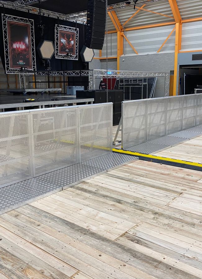 Stagebarriers in Monster